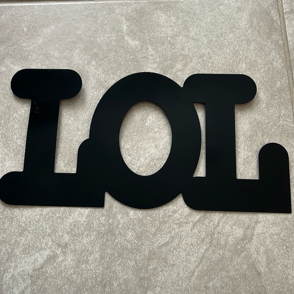 LOL sign
